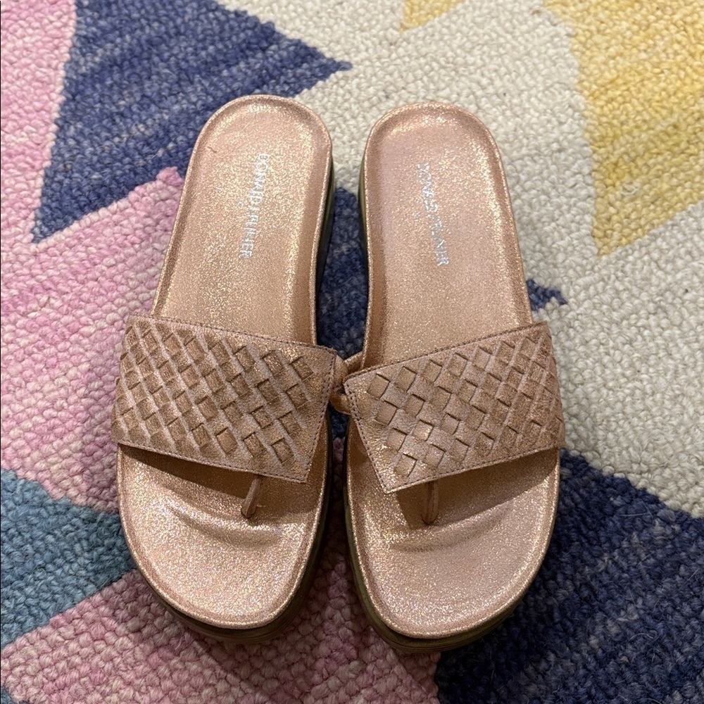 DONALD J PLINER Fifi Rose Metallic 7N
